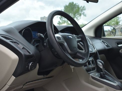 Used 2014 Ford Focus SE image 18