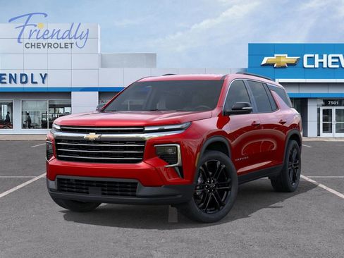 New 2026 Chevrolet Traverse LT w/ LPO, Floor Liner Package AWD/4WD image 16