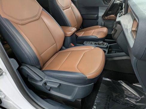 Used 2023 Ford Maverick Lariat image 28