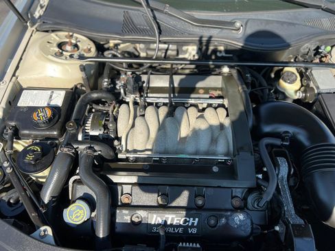 Used 2000 Lincoln Continental FWD image 42