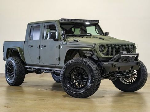 Used 2025 Jeep Gladiator Sport AWD/4WD image 28