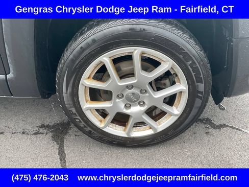 Certified 2021 Jeep Renegade Latitude AWD/4WD image 9