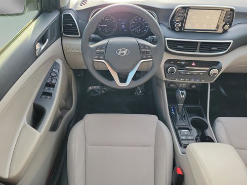 Used 2020 Hyundai Tucson Value w/ Cargo Package image 15