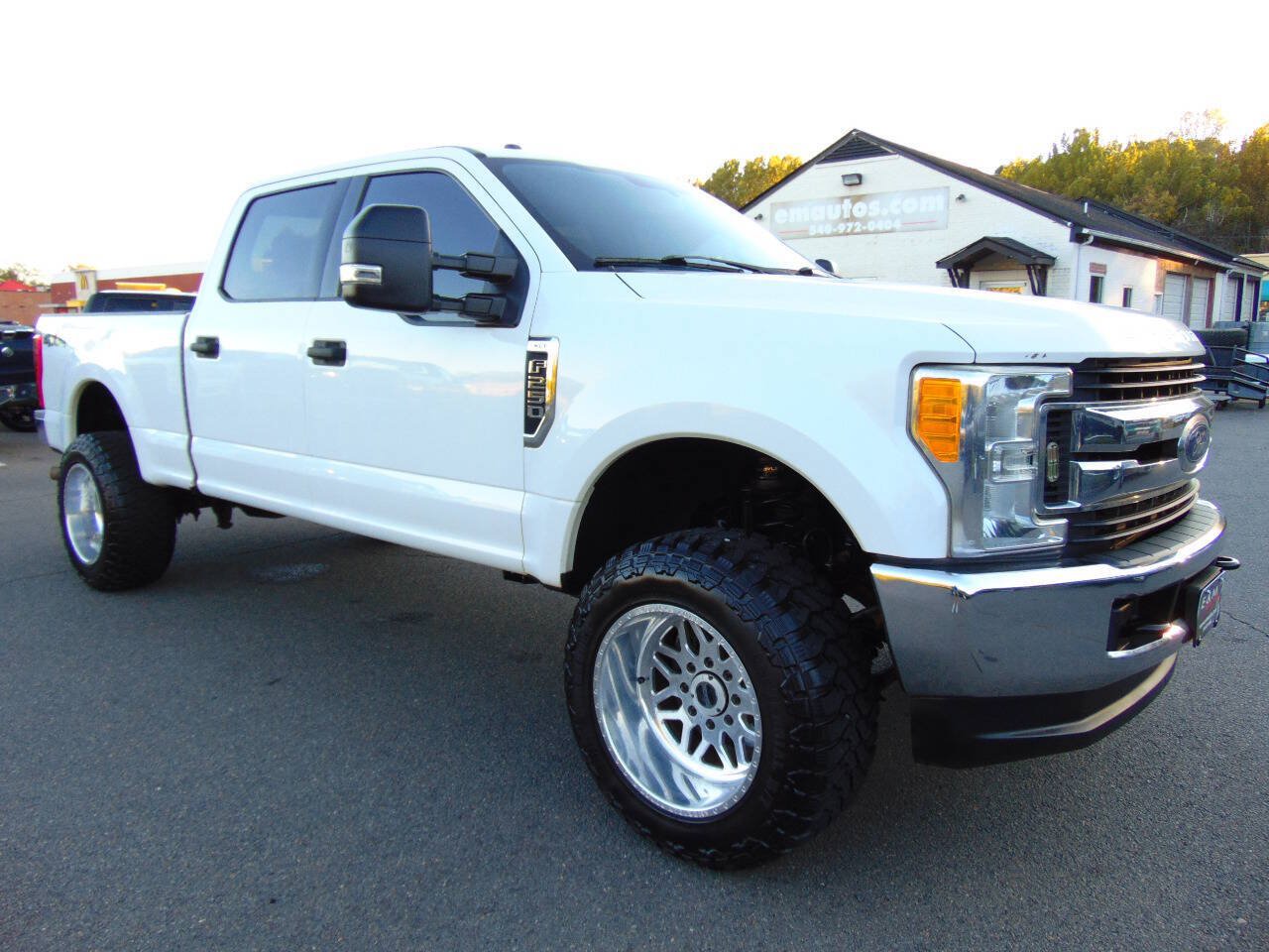 Used 2017 Ford F250 XLT AWD/4WD image 35
