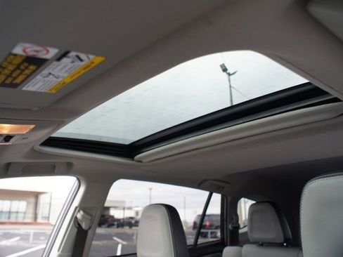 Used 2018 Toyota RAV4 Limited w/ All Weather Liner Package image 6