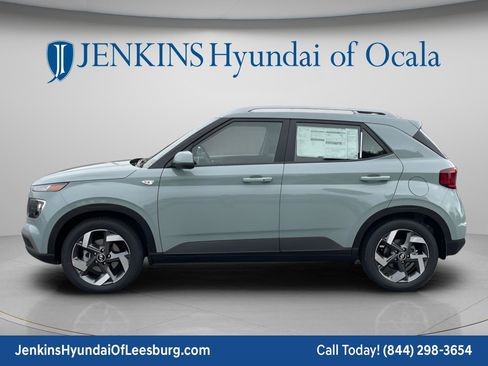 New 2026 Hyundai Venue SEL FWD image 11