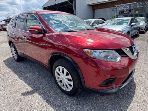 Used 2014 Nissan Rogue S w/ S Family Package AWD/4WD image 3