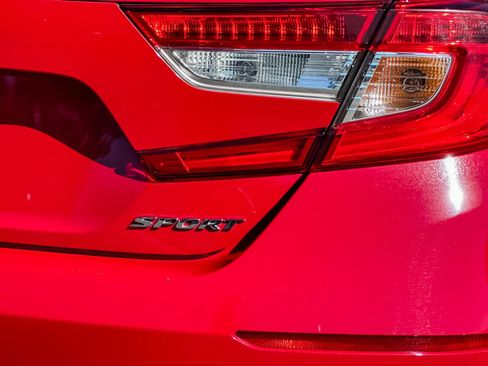 Used 2022 Honda Accord Sport image 25