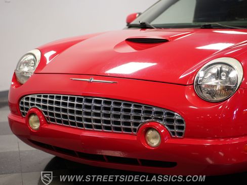 Used 2003 Ford Thunderbird image 19