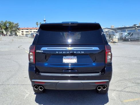 Used 2024 Chevrolet Suburban High Country image 6