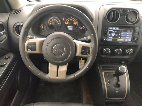 Used 2016 Jeep Patriot 75th Anniversary w/ Power Value Group FWD image 22