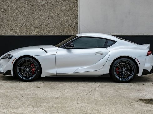 Used 2023 Toyota Supra Premium RWD image 14