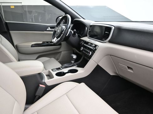 Used 2021 Kia Sportage S w/ S FWD Premium Package image 26