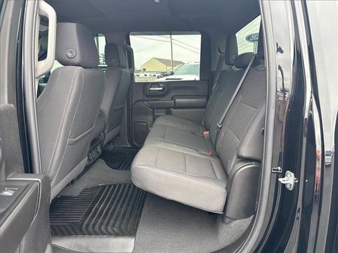 Used 2025 Chevrolet Silverado 2500 Custom w/ Custom Value Package image 18