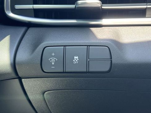 New 2026 Hyundai Elantra Limited FWD image 24