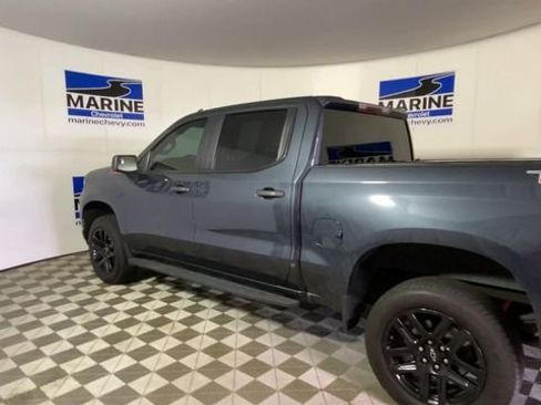 Used 2022 Chevrolet Silverado 1500 Custom Trail Boss w/ Safety Confidence Package AWD/4WD image 8