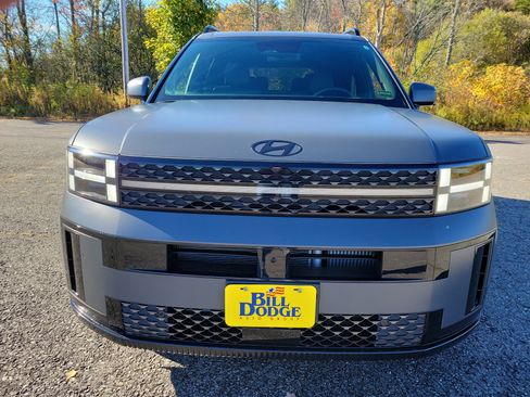 Used 2024 Hyundai Santa Fe Calligraphy image 2