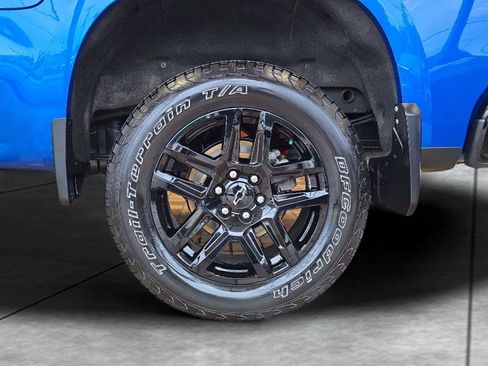 Used 2022 Chevrolet Silverado 1500 LT Trail Boss w/ LT Trail Boss Premium Package AWD/4WD image 31