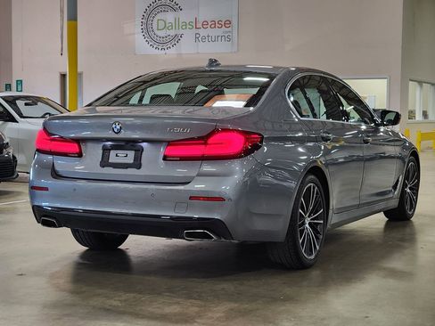 Used 2023 BMW 530i w/ Premium Package image 8