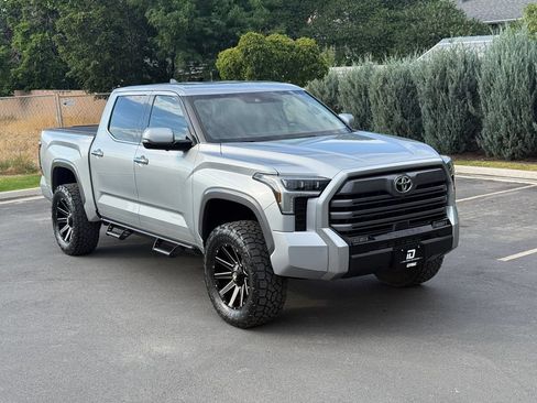 Used 2023 Toyota Tundra Limited AWD/4WD image 2