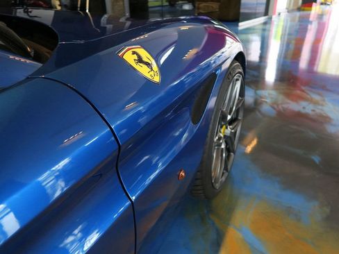 Used 2016 Ferrari California T RWD image 42