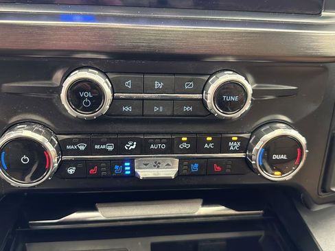 Used 2024 Ford F250 Lariat w/ Chrome Package AWD/4WD image 23