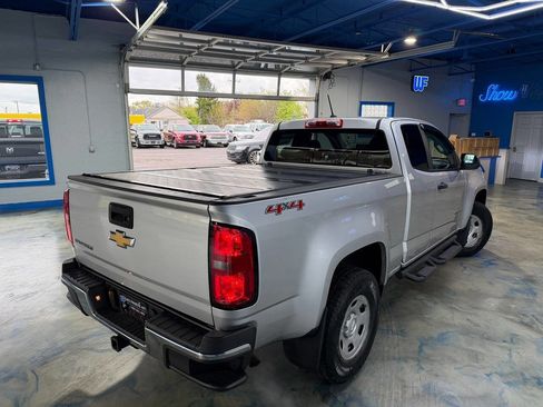 Used 2018 Chevrolet Colorado W/T AWD/4WD image 6