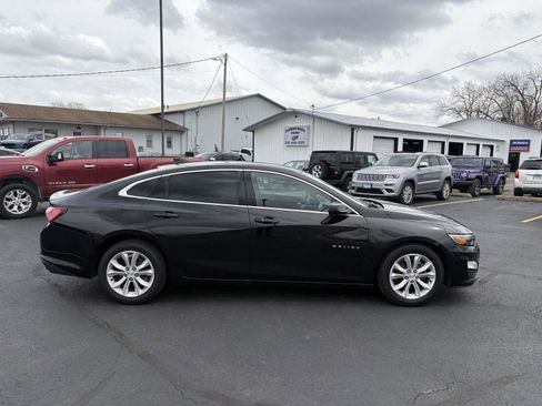 Used 2021 Chevrolet Malibu LT image 4