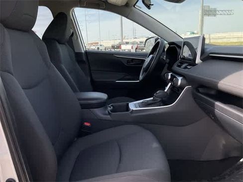 Certified 2025 Toyota RAV4 LE image 17