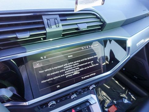 Used 2025 Audi Q3 2.0T Premium Plus w/ Premium Plus Package image 20