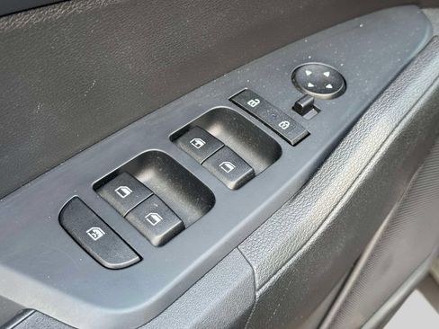 Used 2023 Kia Sportage LX AWD/4WD image 14