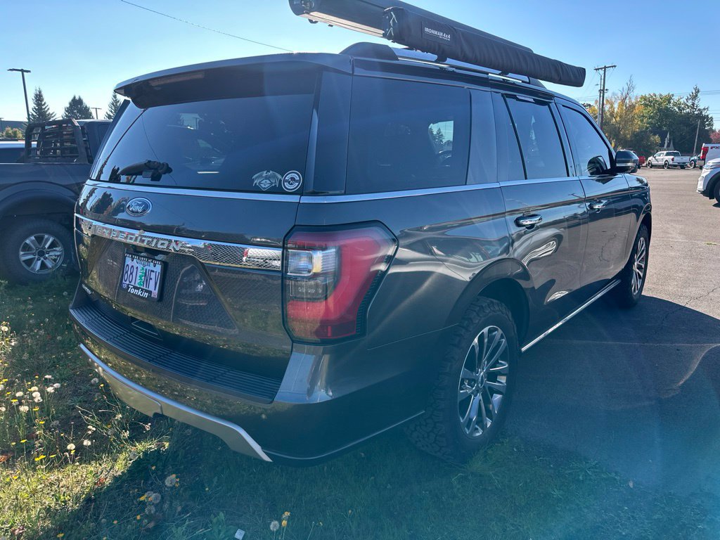 Used 2018 Ford Expedition Limited AWD/4WD image 4