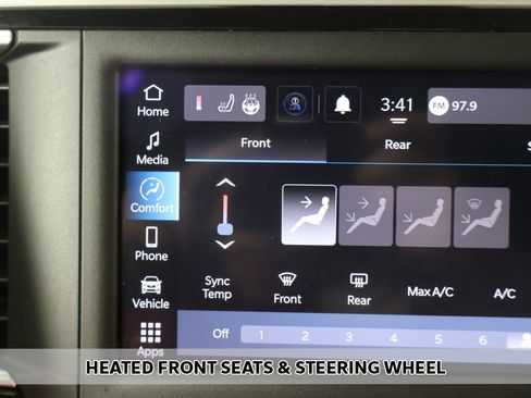 Used 2023 Chrysler Voyager LX FWD image 4