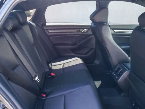 Used 2022 Honda Accord Sport image 15