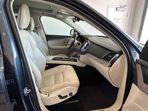 Used 2023 Volvo XC90 B6 Plus w/ Protection Package AWD/4WD image 42