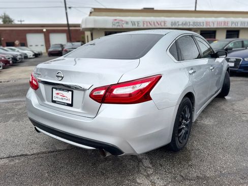 Used 2017 Nissan Altima 2.5 S w/ Power Driver Seat Package image 3