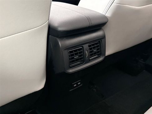 Certified 2025 Toyota RAV4 XLE Premium FWD image 34