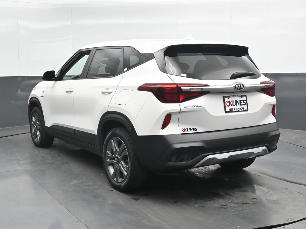 Used 2021 Kia Seltos LX AWD/4WD image 10