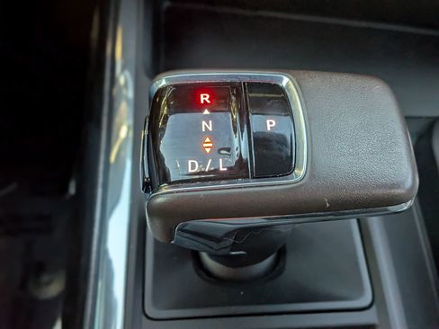 Certified 2022 Chevrolet Silverado 1500 LTZ image 31