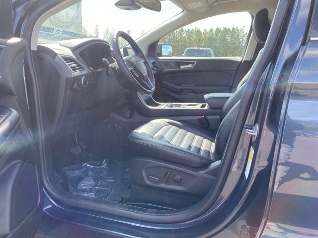 Used 2024 Ford Edge SEL w/ Convenience Package AWD/4WD image 9