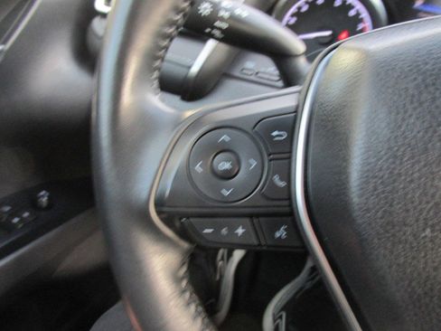Used 2018 Toyota Camry SE image 27
