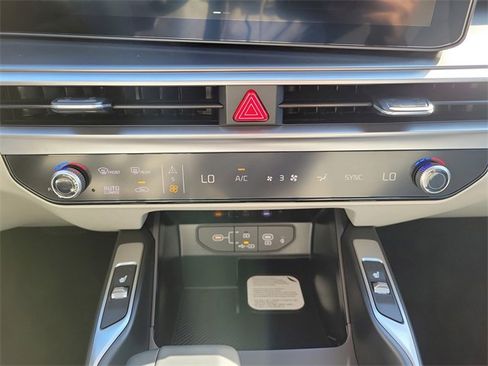 New 2026 Kia Sorento S image 32