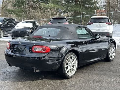 Used 2012 MAZDA MX-5 Miata Touring w/ Suspension Pkg image 19