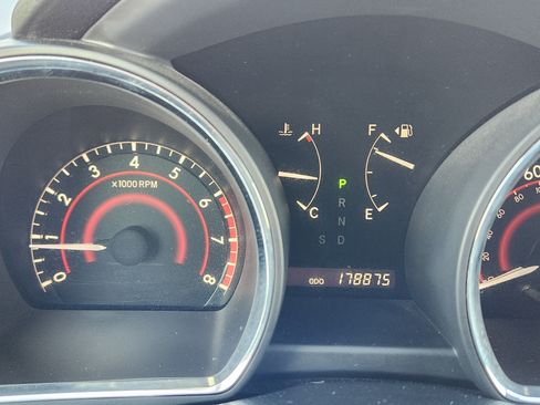 Used 2010 Toyota Highlander 2WD image 22