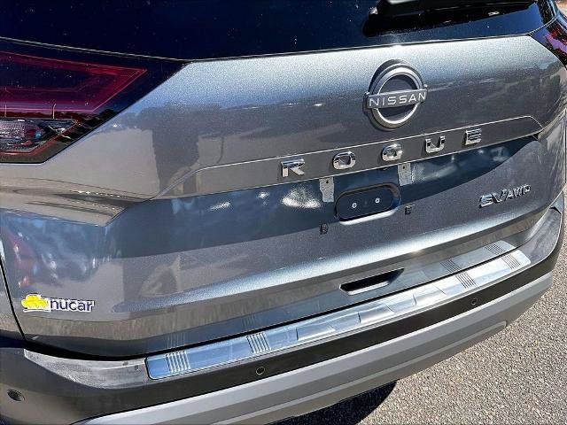 Certified 2023 Nissan Rogue SV AWD/4WD image 28