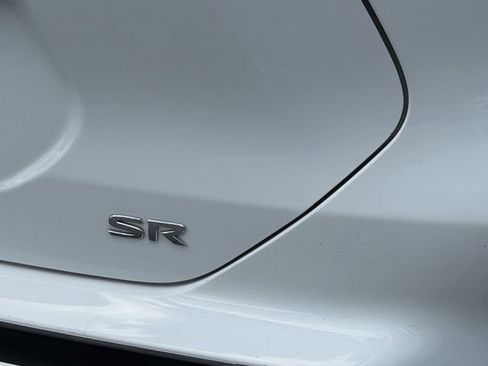 Certified 2022 Nissan Kicks SR FWD image 6
