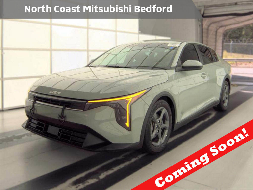 Used 2025 Kia K4 FWD image 1