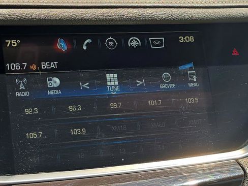 Used 2017 Cadillac XT5 Luxury FWD image 26