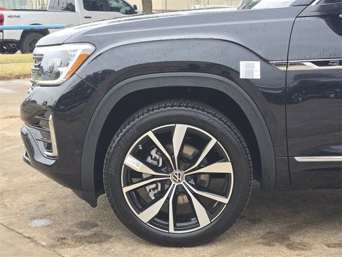 New 2026 Volkswagen Atlas SEL Premium R-Line image 5