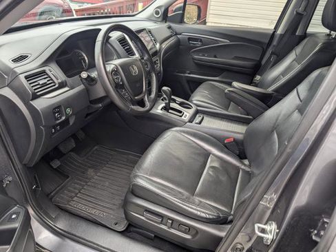 Used 2017 Honda Ridgeline RTL-T image 6